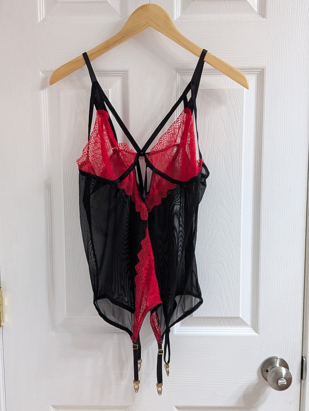 Seven 'til Midnight Black & Red Lace Lingerie One Size Garter Straps Like New